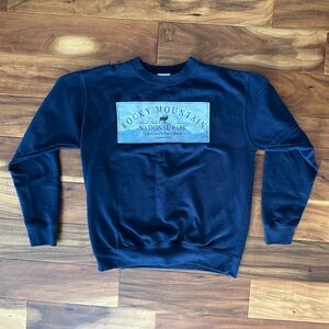 Prairie Mountain Rocky Mountain Navy Sweatshirt size Medium